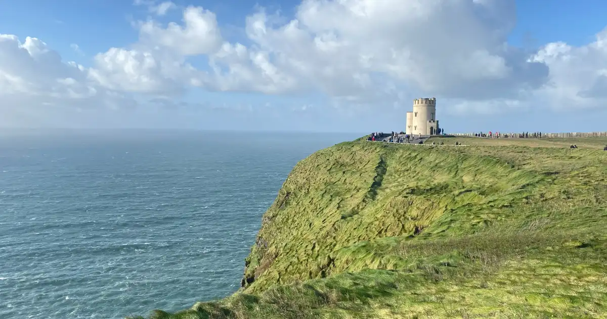 O'Briens Tower, Cliffs of Moher, Trail, Co Clare_master