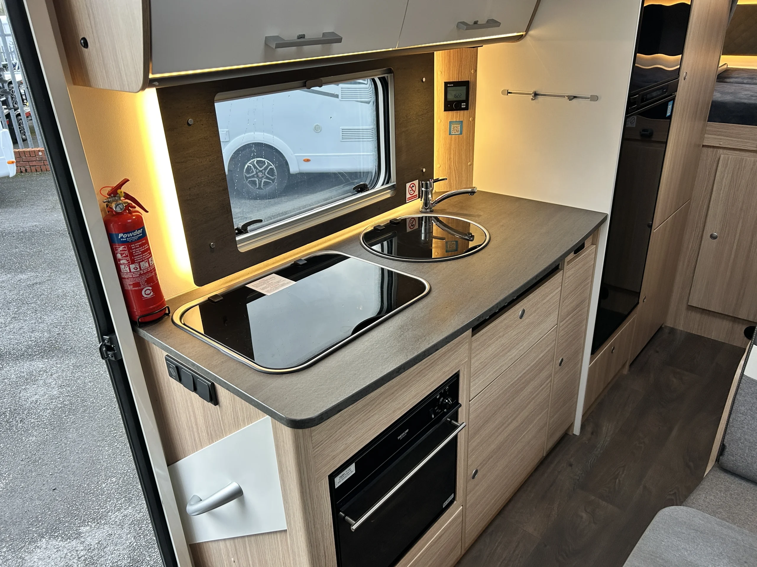 Sunlight A70 campervan hob