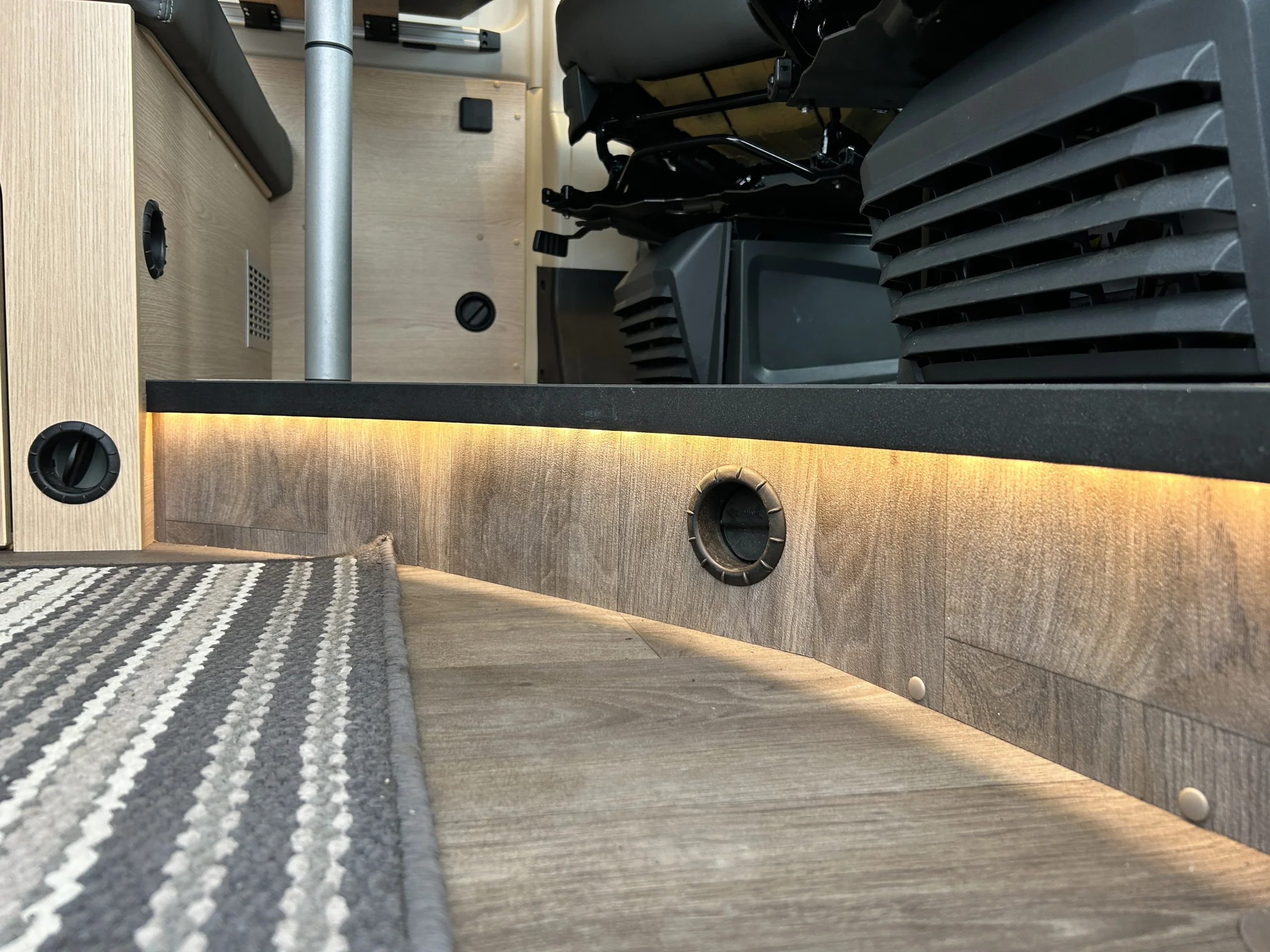 Sunlight Cliff 601 Campervan interior