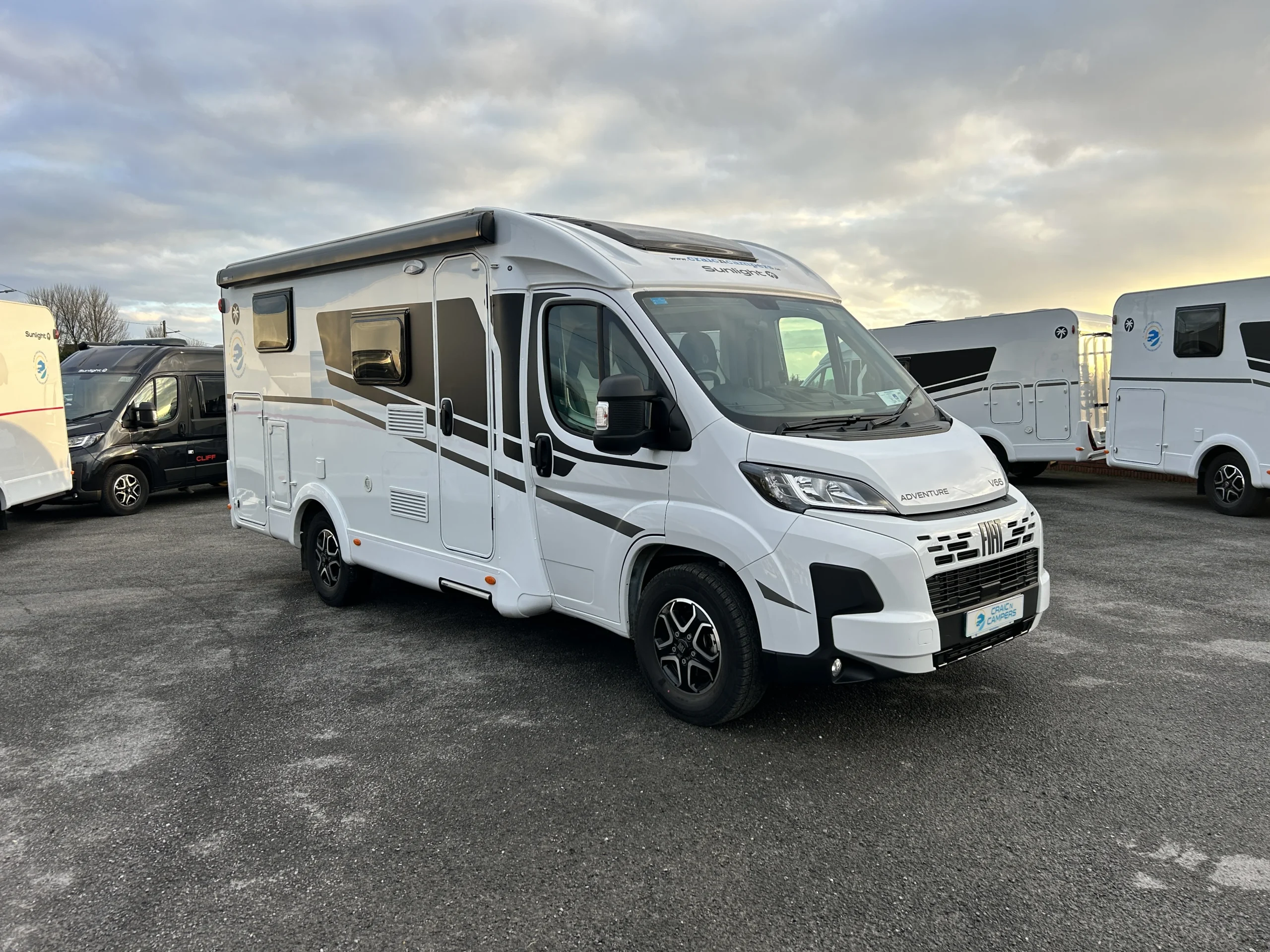 Sunlight V66 exterior