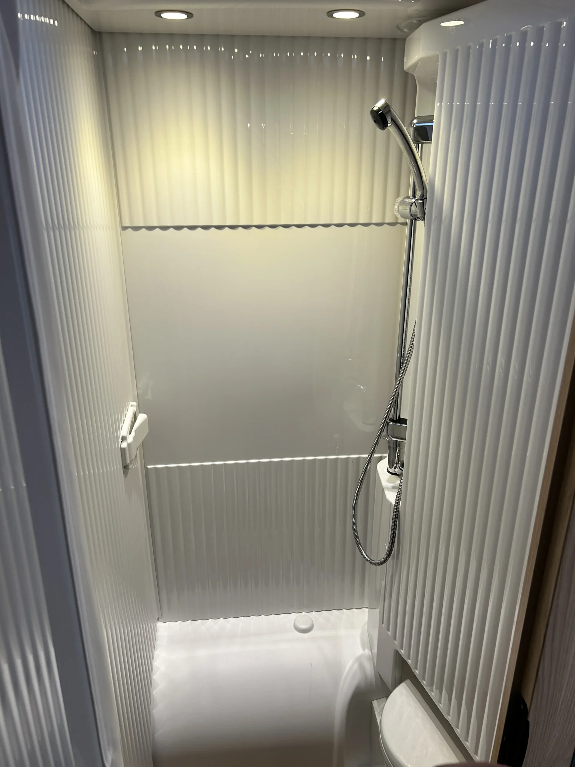 Sunlight v69 shower