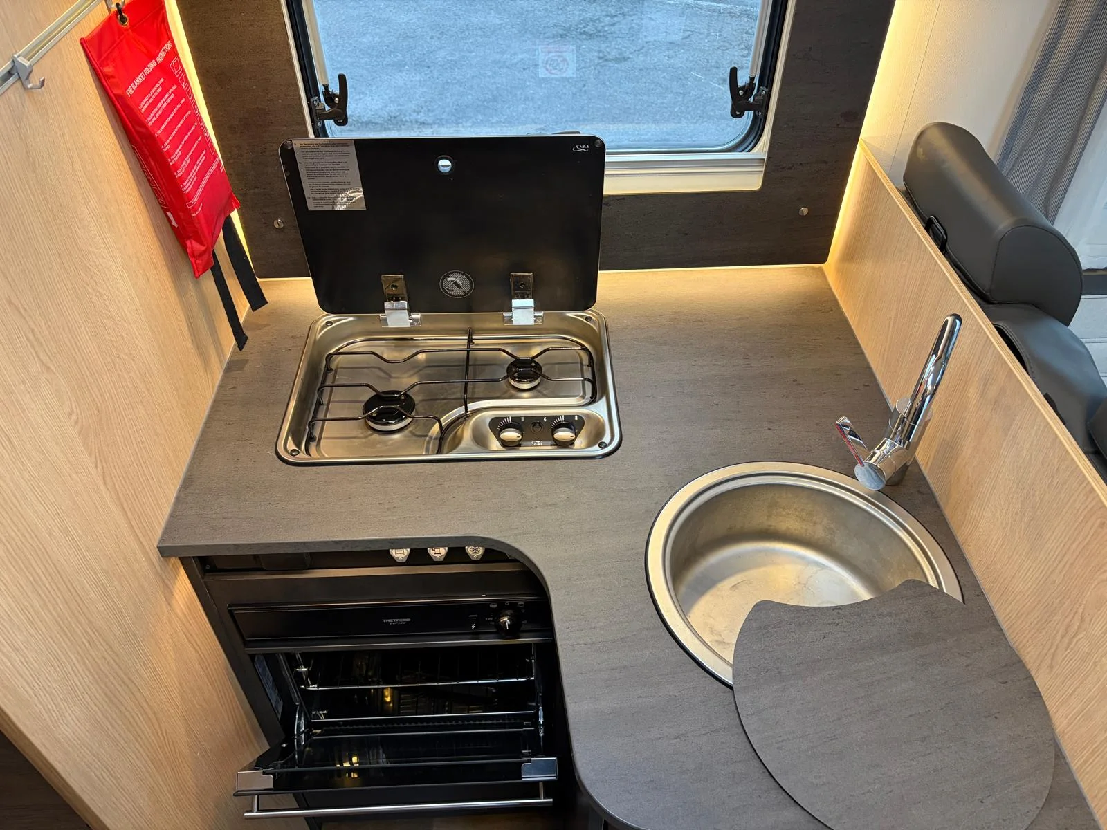 Sunlight T68 Cooker